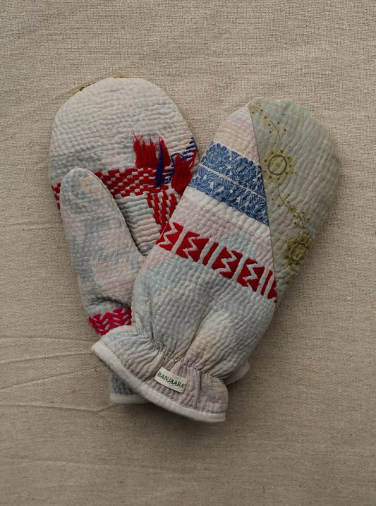 NEW IN • Kantha Mittens