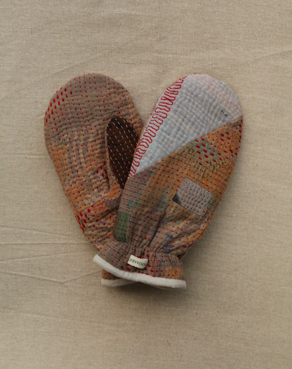 NEW IN • Kantha Mittens