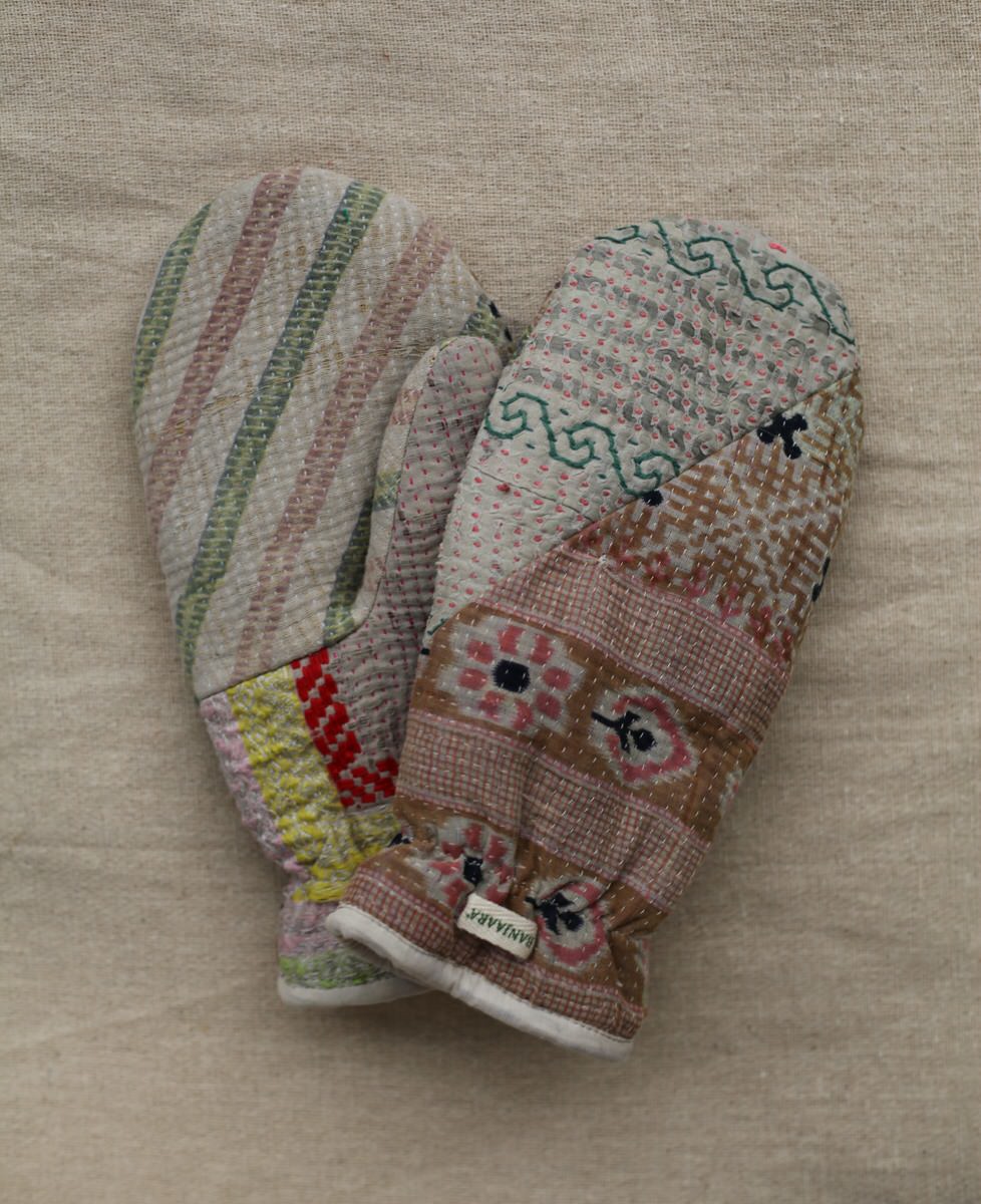 NEW IN • Kantha Mittens