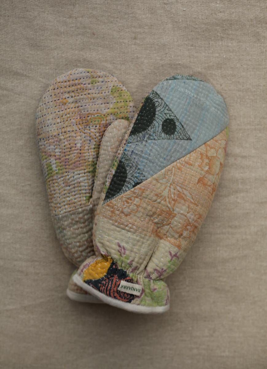 NEW IN • Kantha Mittens