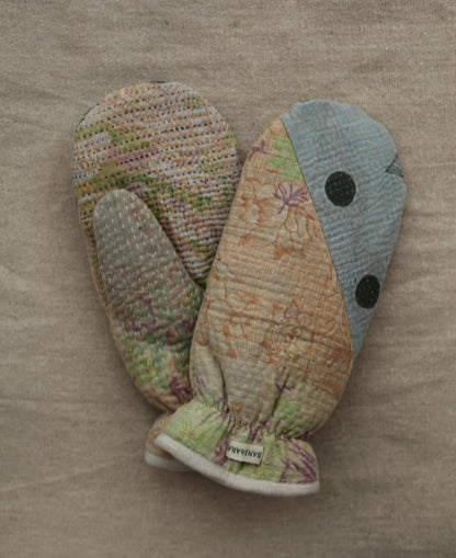 NEW IN • Kantha Mittens